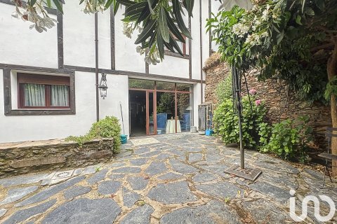 Dom w Casar de Palomero, Caceres, Hiszpania 5 sypialni, 600 mkw. nr 153960 – zdjęcie 28