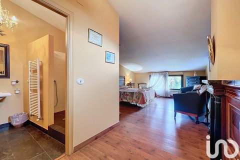 Dom w Casar de Palomero, Caceres, Hiszpania 5 sypialni, 600 mkw. nr 153960 – zdjęcie 27