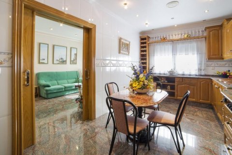 Продажа таухауса в Лос-Алькасарес, Мурсия, Испания 5 спален, 630м2 №189337 - фото 23