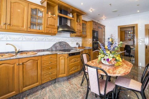 Продажа таухауса в Лос-Алькасарес, Мурсия, Испания 5 спален, 630м2 №189337 - фото 21
