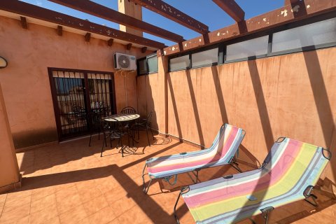 Apartamento en venta en Torrevieja, Alicante, España 3 dormitorios, 78 m2 No. 189237 - foto 7