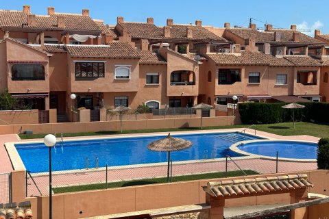 Apartment in Torrevieja, Alicante, Spain 3 bedrooms, 78 sq.m. No. 189237