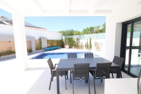 Villa pārdošanā Alicante, Spānijā 3 istabas, 162 m2 Nr. 189580 - attēls 3
