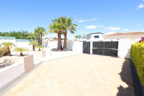 Villa pārdošanā Alicante, Spānijā 3 istabas, 162 m2 Nr. 189580 - attēls 23