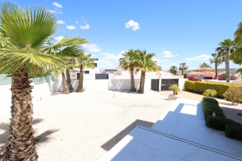 Villa pārdošanā Alicante, Spānijā 3 istabas, 162 m2 Nr. 189580 - attēls 27
