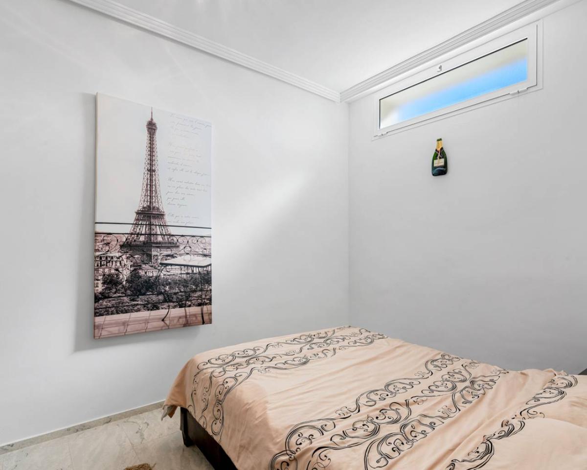 Вилла в Сьюдад Кесада, Аликанте, Испания 5 спален, 386м2 №112913