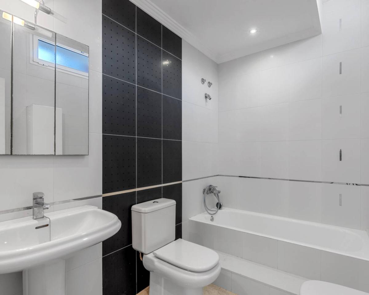Вилла в Сьюдад Кесада, Аликанте, Испания 5 спален, 386м2 №112913