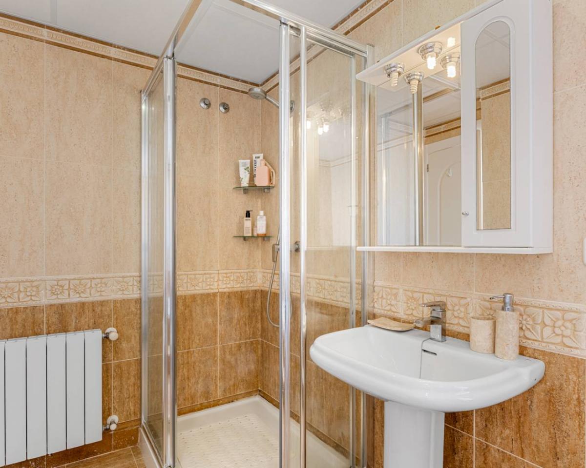 Вилла в Сьюдад Кесада, Аликанте, Испания 5 спален, 386м2 №112913