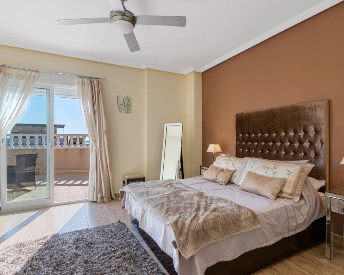 Вилла в Сьюдад Кесада, Аликанте, Испания 5 спален, 386м2 №112913