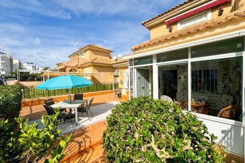 Продажа таухауса Торревьеха, Аликанте, Испания 3 спальни, 73м2 №112908 - фото 7