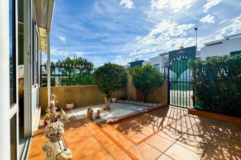Продажа таухауса Торревьеха, Аликанте, Испания 3 спальни, 73м2 №112908 - фото 13