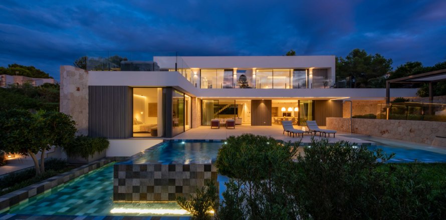 Villa a Calvia, Mallorca, Spagna 5 camere da letto, 686 mq. N° 140088