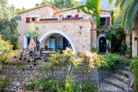 Finca pārdošanā Deia, Mallorca, Spānijā 4 istabas, 214 m2 Nr. 32219 - attēls 1