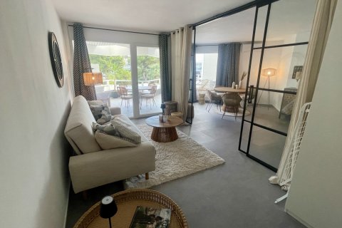 Apartamento en alquiler en Cala Vinyes, Mallorca, España 2 dormitorios, 69 m2 No. 140090 - foto 4