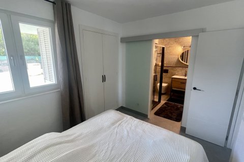Apartamento en alquiler en Cala Vinyes, Mallorca, España 2 dormitorios, 69 m2 No. 140090 - foto 15