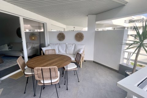 Apartamento en alquiler en Cala Vinyes, Mallorca, España 2 dormitorios, 69 m2 No. 140090 - foto 4