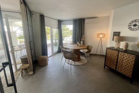 Apartamento en alquiler en Cala Vinyes, Mallorca, España 2 dormitorios, 69 m2 No. 140090 - foto 19