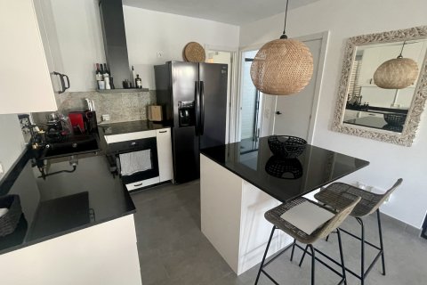 Apartamento en alquiler en Cala Vinyes, Mallorca, España 2 dormitorios, 69 m2 No. 140090 - foto 10