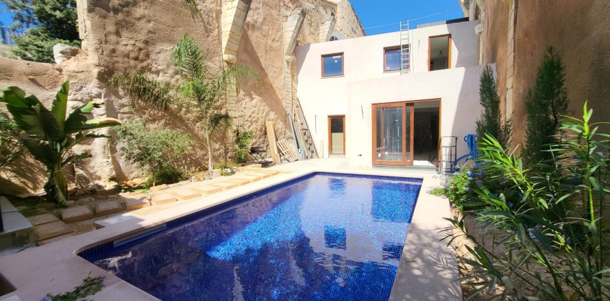 Townhouse à Binissalem, Mallorca, Espagne 3 chambres, 210 m2 No. 140087
