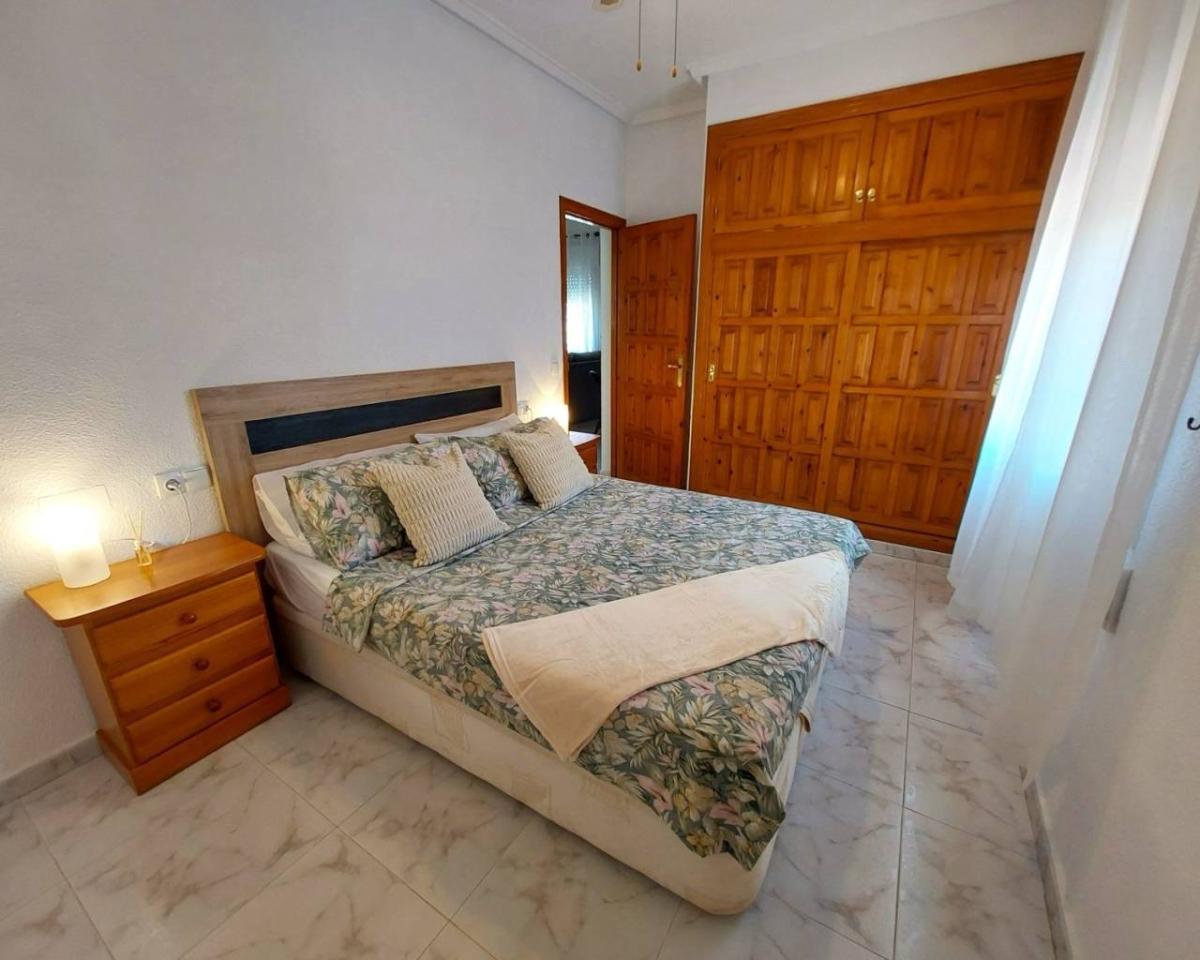 Villa a Ciudad Quesada, Alicante, Spagna 3 camere da letto, 100 mq. N° 148926