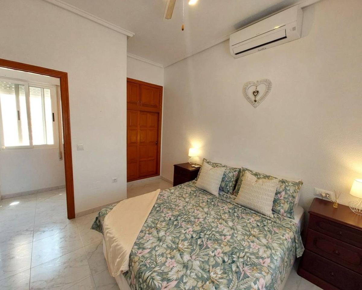 Villa a Ciudad Quesada, Alicante, Spagna 3 camere da letto, 100 mq. N° 148926