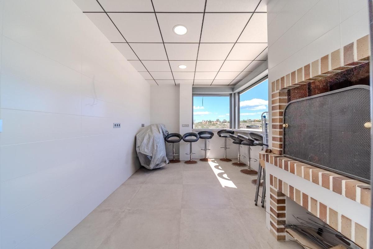 Villa in La Marina, Alicante, Spain 5 bedrooms, 506 sq.m. No. 148925