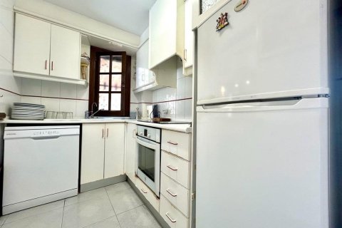 Villa till salu i Alicante, Spanien 4 sovrum, 184 kvm. Nr. 148922 - foto 8