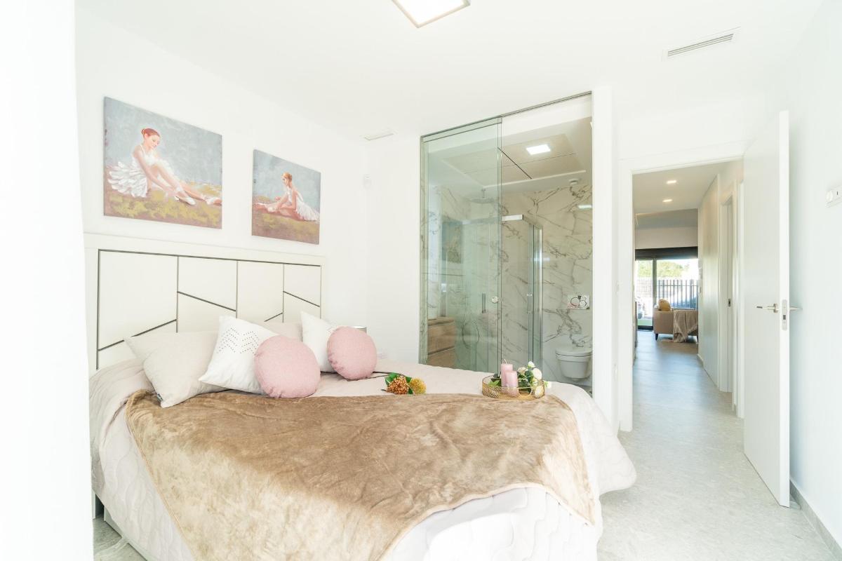 Bungalow w Torrevieja, Alicante, Hiszpania 3 sypialnie, 82 mkw. nr 148924