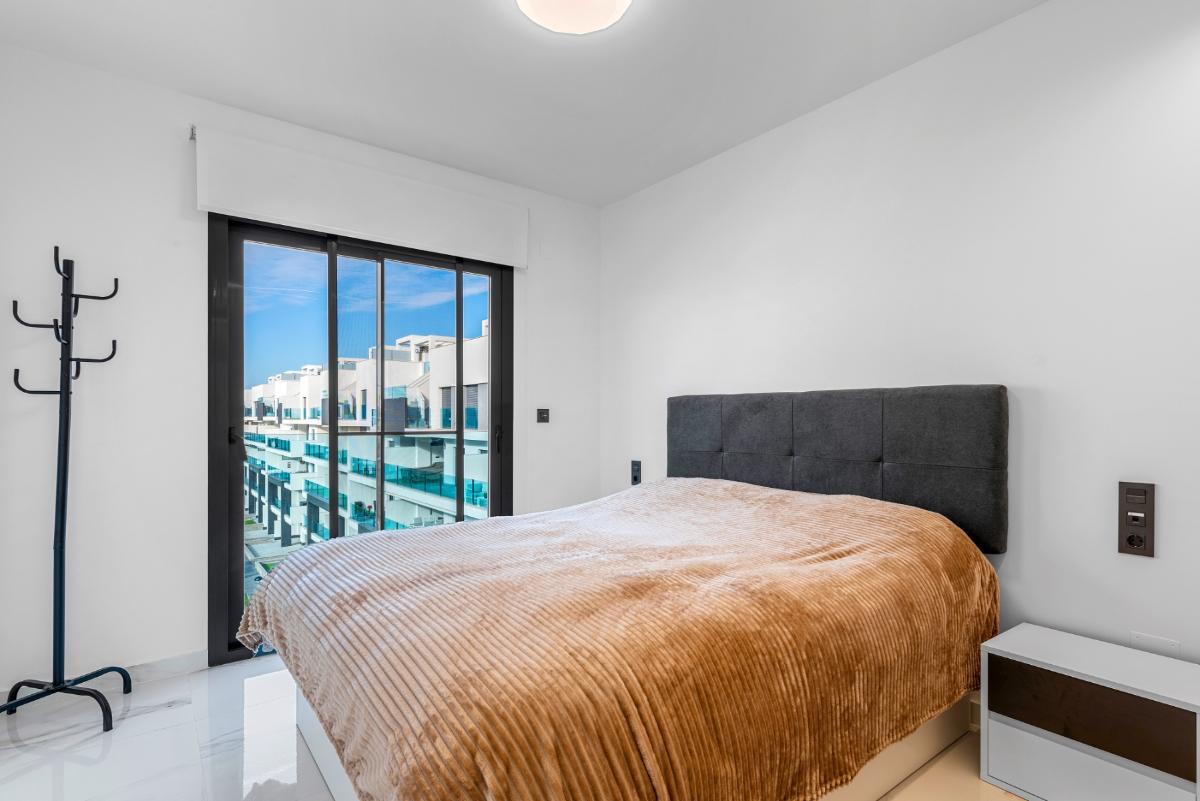 Huoneisto Guardamar del Segura, Alicante, Espanja 2 makuuhuonetta, 75 m2 No. 148923