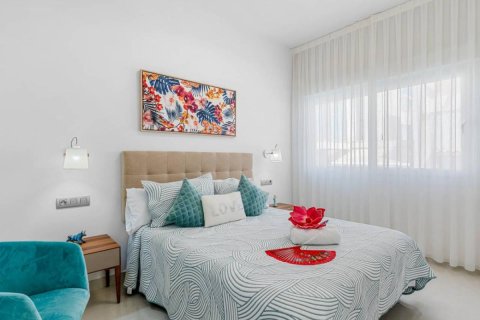 Продажа виллы в Сьюдад Кесада, Аликанте, Испания 3 спальни, 101м2 №148927 - фото 15