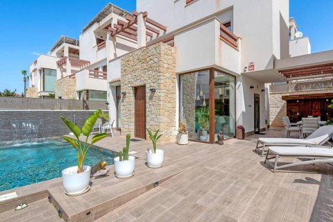 Вилла в Сьюдад Кесада, Аликанте, Испания 3 спальни, 101м2 №148927