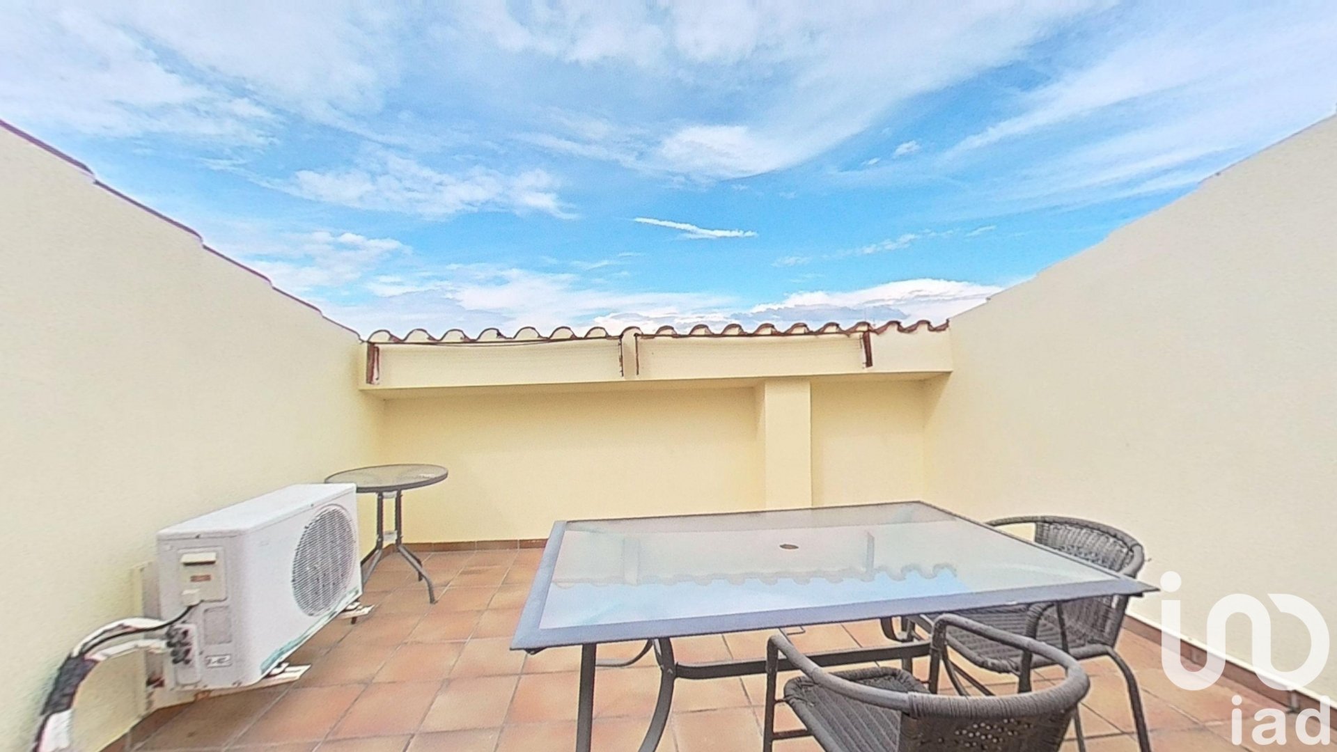 Duplex a Deltebre, Tarragona, Spagna 3 camere da letto, 96 mq. N° 185600