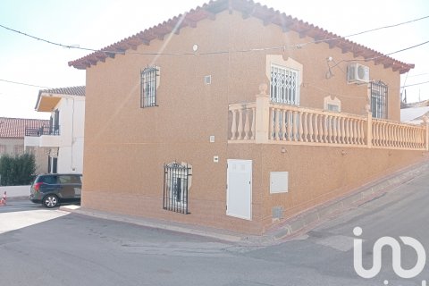 House for sale in Granada, Spain 4 bedrooms, 178 sq.m. No. 185605 - photo 4