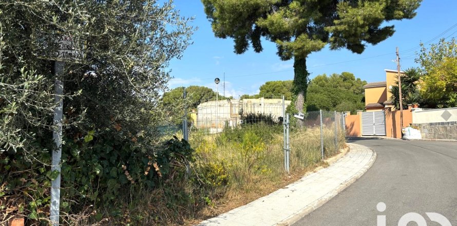 Land plot in El Vendrell, Tarragona, Spain 411 sq.m. No. 185604