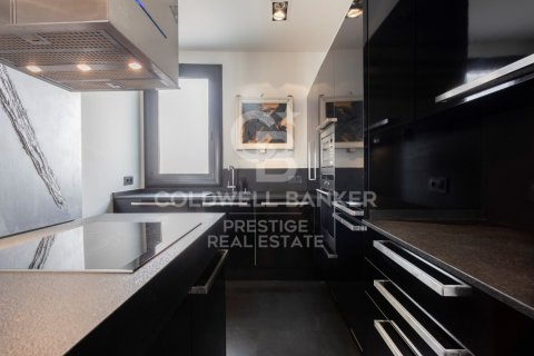 Apartment for sale in Barcelona, Spain 3 bedrooms, 153 sq.m. No. 160146 - photo 11