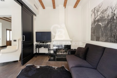 Apartamento en venta en Barcelona, España 3 dormitorios, 153 m2 No. 160146 - foto 5