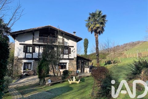 Commercial property in Oiartzun, Gipuzkoa, Spain 507 sq.m. No. 172440