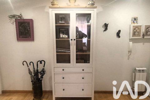 Apartment for sale in Zaragoza, Spain 3 bedrooms, 106 sq.m. No. 172437 - photo 8