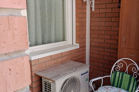 Apartment for sale in Zaragoza, Spain 3 bedrooms, 106 sq.m. No. 172437 - photo 5