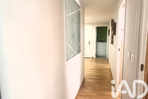 Apartment for sale in Zaragoza, Spain 3 bedrooms, 106 sq.m. No. 172437 - photo 20