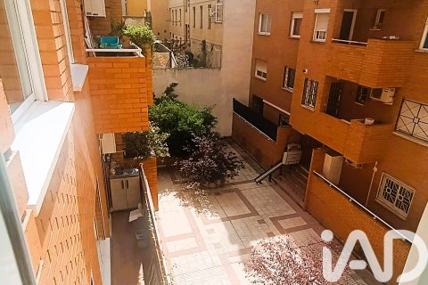 Apartment for sale in Zaragoza, Spain 3 bedrooms, 106 sq.m. No. 172437 - photo 24