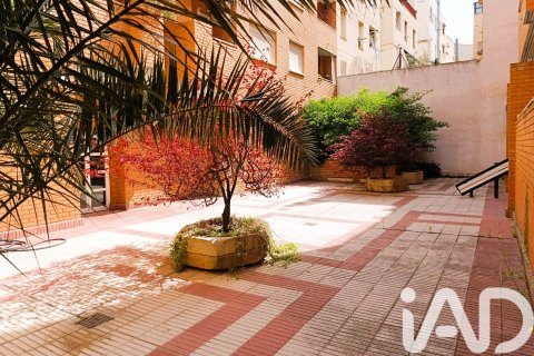 Apartment for sale in Zaragoza, Spain 3 bedrooms, 106 sq.m. No. 172437 - photo 26