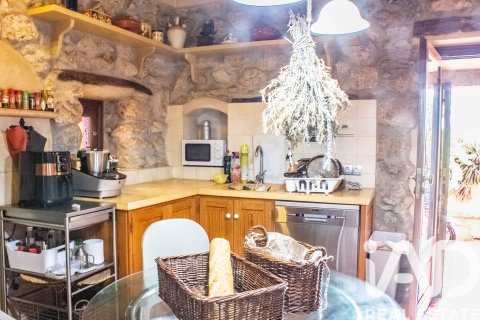 Hus till salu i Andratx, Mallorca, Spanien 2 sovrum, 265 kvm. Nr. 172436 - foto 13