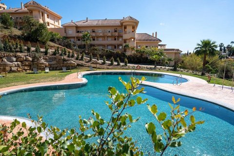 Lägenhet till salu i Marbella, Malaga, Spanien 2 sovrum, 104 kvm. Nr. 169611 - foto 3