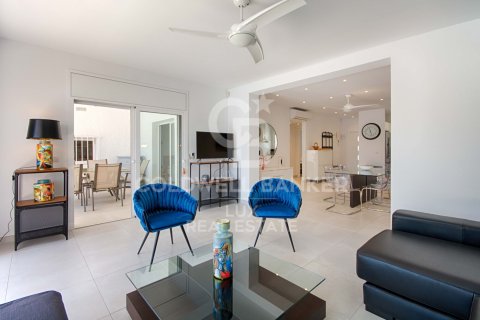 Продажа дома в Эмпуриабрава, Герона, Испания 3 спальни, 170м2 №160334 - фото 16