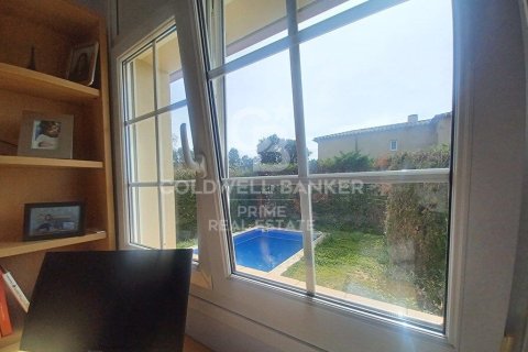 House for sale in Pals, Girona, Spain 5 bedrooms, 284 sq.m. No. 160340 - photo 17