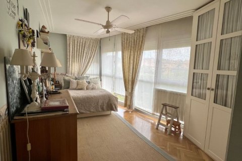 Bliźniak w Madrid, Hiszpania 3 sypialnie, 285 mkw. nr 143128 – zdjęcie 22