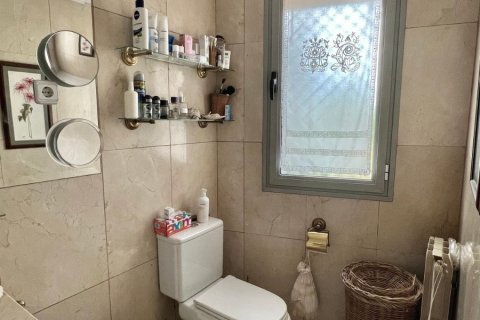 Bliźniak w Madrid, Hiszpania 3 sypialnie, 285 mkw. nr 143128 – zdjęcie 18