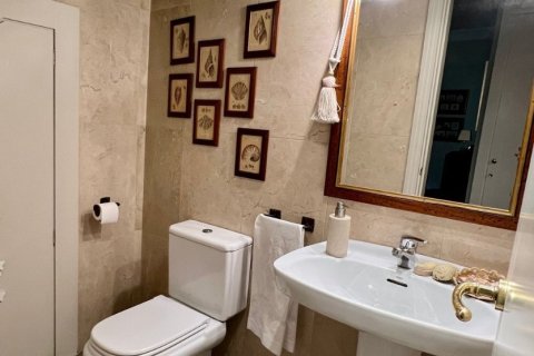 Bliźniak w Madrid, Hiszpania 3 sypialnie, 285 mkw. nr 143128 – zdjęcie 27