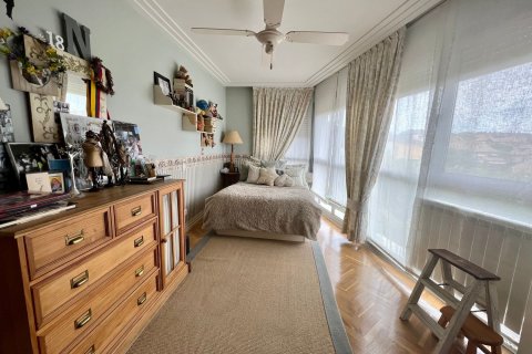 Bliźniak w Madrid, Hiszpania 3 sypialnie, 285 mkw. nr 143128 – zdjęcie 21